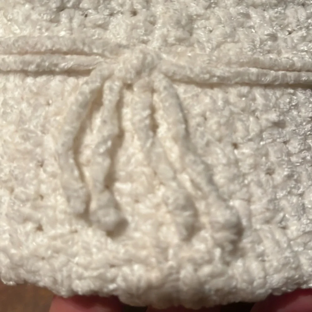 Vintage Villager (a Liz Claiborne company)‎ Ivory Knit Bucket Hat - Picture 2 of 6